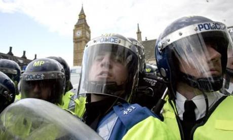 St Paul's evictions - 48 hours until the End of Sanctuary - corporate police state - end of right to peaceful protest