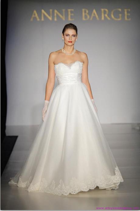 Anne Barge-Revealing a new path of wedding dress design!!