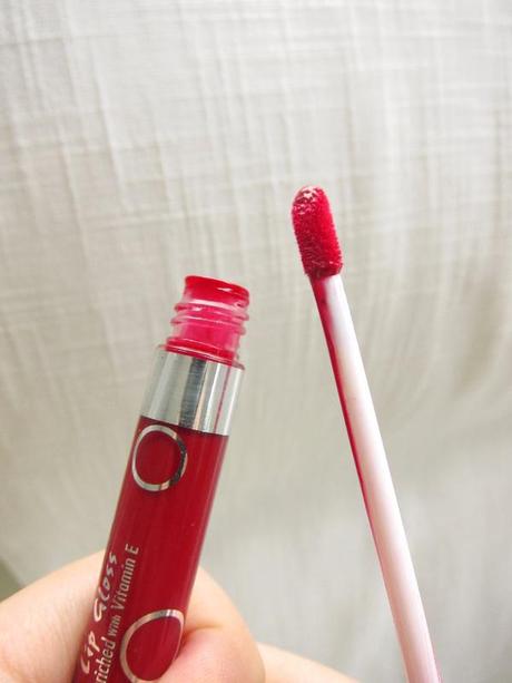 Careline Lip Creme Gloss – Php60 Packs a Punch of Non-Sticky Color