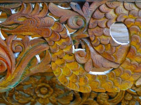 BALI ~ YOU MAKE ME FREAK OUT WITH EXCITEMENT ~ furniture, lighting, carvings = bliss
