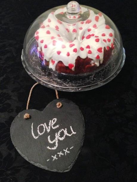 love you chalkboard sign gift message valentines day red velvet hidden heart design bundt cake recipe