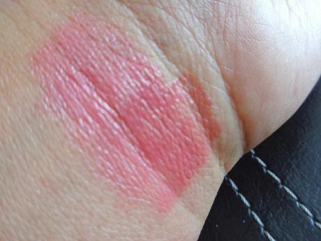 Review and Swatches: Avon Glazewear Silky Shine lipstick in Coral Bliss