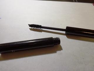 Reviews: Avon ExtraLasting Mascara and E.L.F Lengthening and Defining Mascara