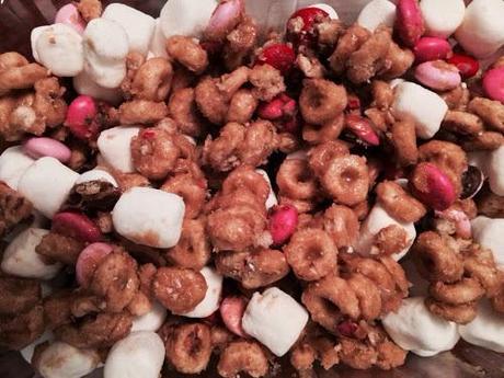 Valentine's Day Snack Mix