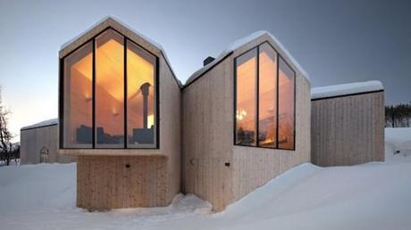 featured image split