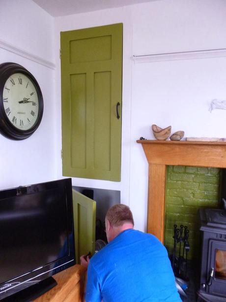 Doors, Handles and Buckets