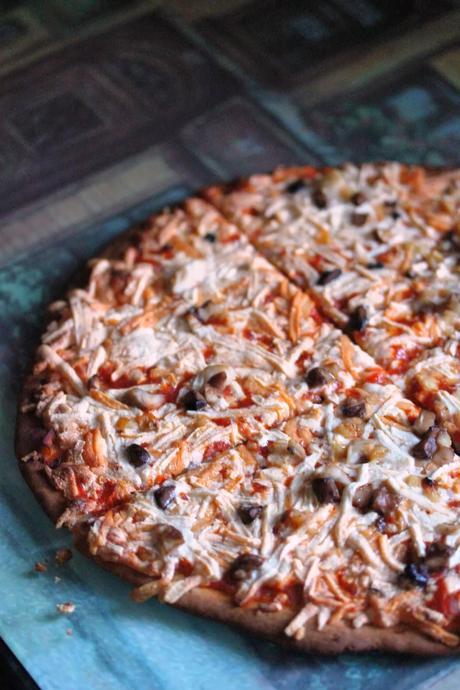 Daiya Mushroom and Roasted Garlic Pizza