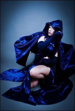 Neferet as Raven (Photo by Adrian Ummo)