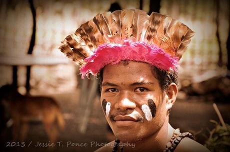 traditional costumes of Papua New Guinea