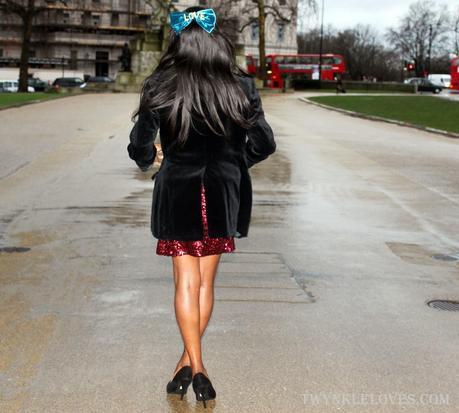 Today I'm Wearing: Valentines Vintage + Sequins