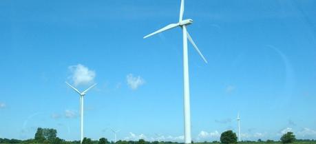 Wind Turbines Remain Productive for Up to 25 Years