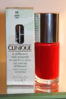 Review || Clinique Nail Polish