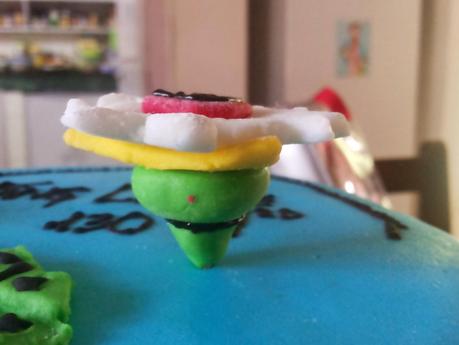 Teenagers and Obsessions-My first Fondant Beyblade and it spins...