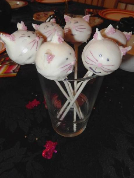 kitty cat cake pops white chocolate candy melt birthday party ideas pink glitter sugar ears