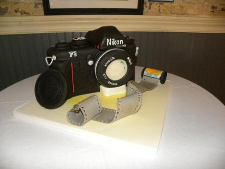 Grooms cake camera