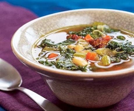 http://recipes.sandhira.com/two-bean-soup-with-kale.html