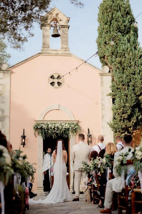 Rustic chic wedding in Crete with elegant white blooms | Ashleigh & James Rustic Chic Wedding Crete With Elegant White Blooms