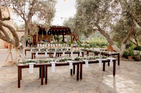 Rustic chic wedding in Crete with elegant white blooms | Ashleigh & James Rustic Chic Wedding Crete With Elegant White Blooms