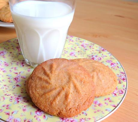 Small Batch Peanut Butter Cookies
