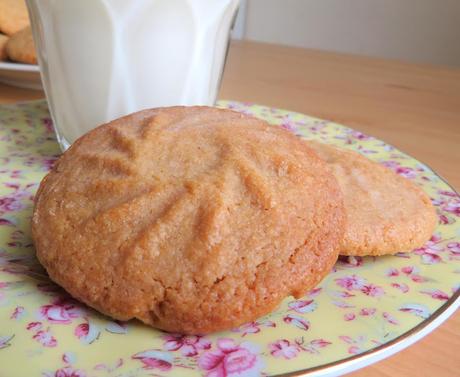 Small Batch Peanut Butter Cookies