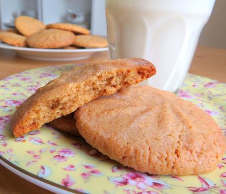 Small Batch Peanut Butter Cookies