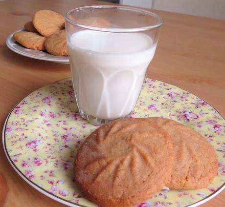 Small Batch Peanut Butter Cookies