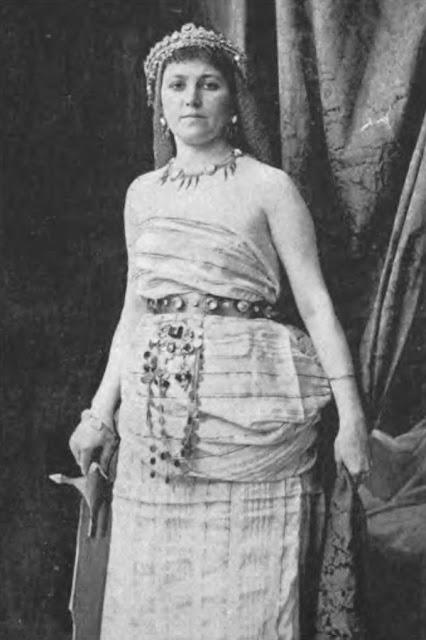 A Thruple, a Lemur and a Thigh Tattoo A Thruple, a Lemur and a Thigh Tattoo