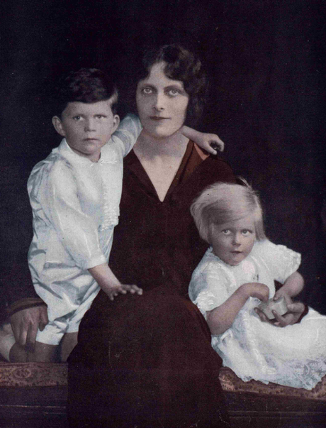 A Thruple, a Lemur and a Thigh Tattoo A Thruple, a Lemur and a Thigh Tattoo