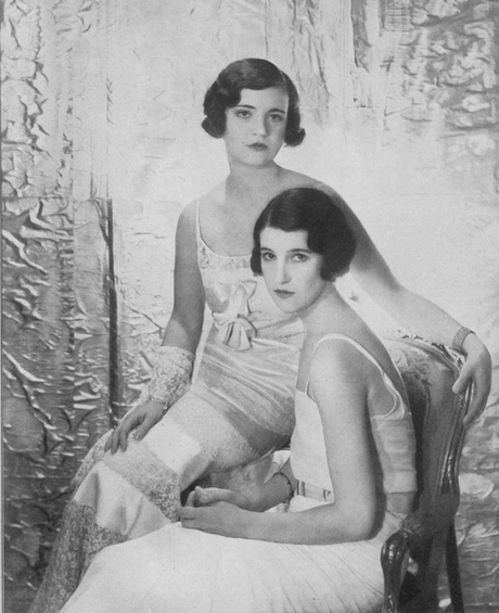 A Thruple, a Lemur and a Thigh Tattoo A Thruple, a Lemur and a Thigh Tattoo