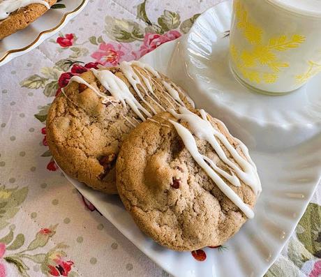 Maple Pecan Cookies