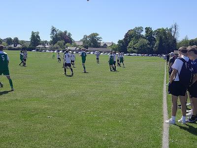 ✓960. Woodside Park