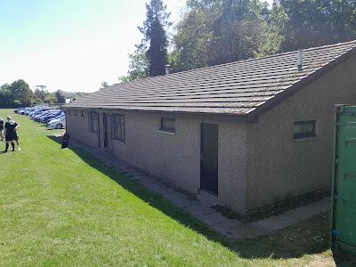✓960. Woodside Park