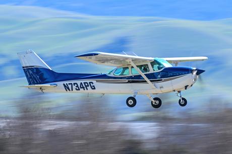 Cessna 172N Skyhawk 100 Cessna 172N Skyhawk 100