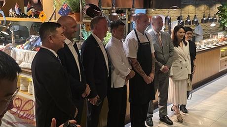 Edge Unveils Tastes of the Australian Outback Buffet — 🦘  A Culinary Adventure Down Under