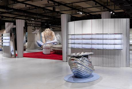 From Brutalism to Bold Creativity: Step Into HAUS NOWHERE SEOUL’s Future of Retail From Brutalism to Bold Creativity: Step Into HAUS NOWHERE SEOUL’s Future of Retail