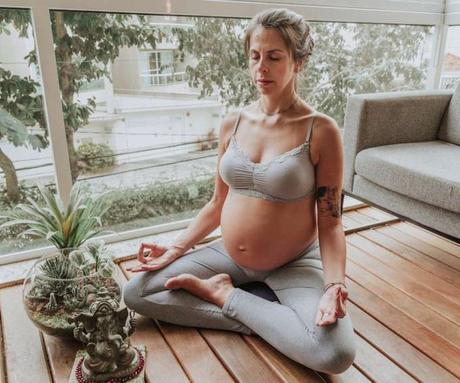 The Complete Guide to Preeclampsia – Causes, Symptoms and Treatment Here's everything you need to know about the serious condition called preeclampsia - causes, symptoms, diagnosis, treatment and more.