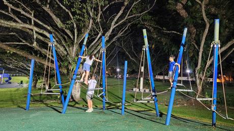 All I wanna do is rollerblade - Ariel is 12!