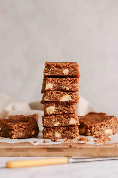 One bowl gingerbread and white chocolate blondies One bowl gingerbread and white chocolate blondies