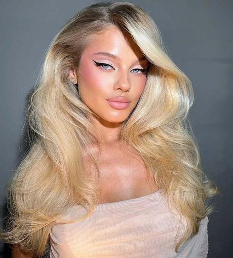 Best Wigs for White Women: Complete Style Guide Best Wigs for White Women: Complete Style Guide