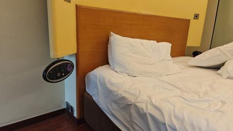 From a Star to a Stain: My Disheartening Stay at Sahara Star, Mumbai