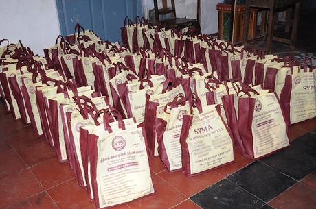 SYMA celebrates Deepavali ~ distributes new dresses to our Growth students SYMA celebrates Deepavali ~ distributes new dresses to our Growth students