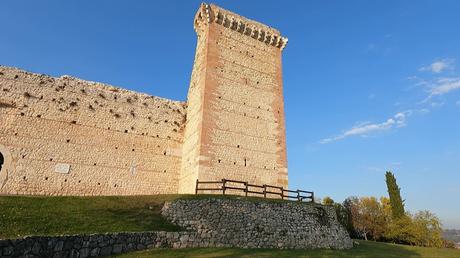 Romeo's castle in Montecchio Maggiore (Vicenza)|now it is an open-air theater! Romeo's castle in Montecchio Maggiore (Vicenza)|now it is an open-air theater!
