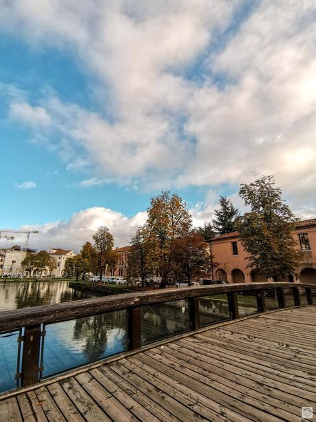 Let's travel together #276 - Porta San Tomaso and Ponte delle Università (Treviso, Italy) Let's travel together #276 - Porta San Tomaso and Ponte delle Università (Treviso, Italy)