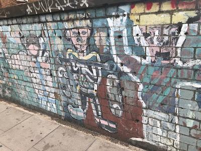 Another elephant spotted in Camden... and a few other beasts too! Another elephant spotted in Camden... and a few other beasts too!