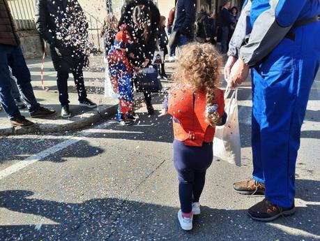 Making a last-minute Spiderman costume Spiderman costume, the back
