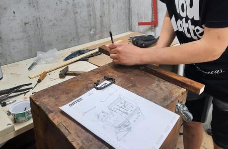 Making a Nativity diorama inside an antique steamer trunk: the first sketch
