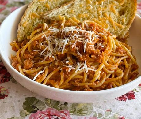 Rosé Sausage Ragu Rosé Sausage Ragu