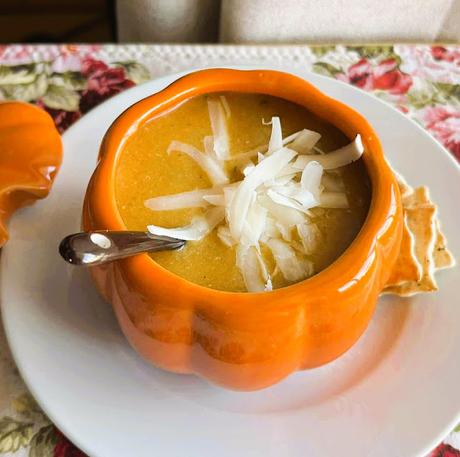 Butternut Squash, Apple & Cheddar Soup