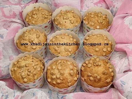PETITS GÂTEAUX À LA BANANE, BEURRE D'ARACHIDES ET PÉPITES DE CHOCOLAT / BANANA PEANUT BUTTER AND CHOCOLATE CHIPS MUFFINS / MAGDALENAS DE PLÁTANO, MANTEQUILLA DE MANÍ Y CHISPAS DE CHOCOLATE / مافن الموز وزبدة الفول السوداني وحبيبات الشوكولاتة PETITS GÂTEAUX À LA BANANE, BEURRE D'ARACHIDES ET PÉPITES DE CHOCOLAT / BANANA PEANUT BUTTER AND CHOCOLATE CHIPS MUFFINS / MAGDALENAS DE PLÁTANO, MANTEQUILLA DE MANÍ Y CHISPAS DE CHOCOLATE / مافن الموز وزبدة الفول السوداني وحبيبات الشوكولاتة