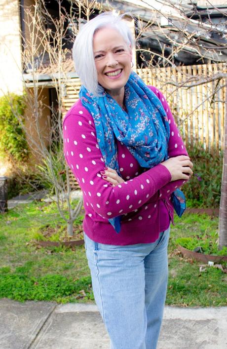 how to mix prints and patterrns - different scales of print